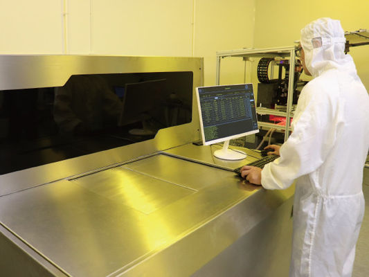 Equipamento de imagem a laser de 20 μm de precisão avançada de alinhamento interno para emolduramento de tabela completa